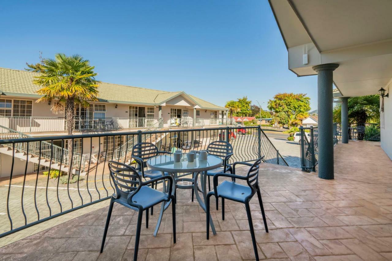 Silver Fern Rotorua Suites & Spa Dış mekan fotoğraf The Village, 2016