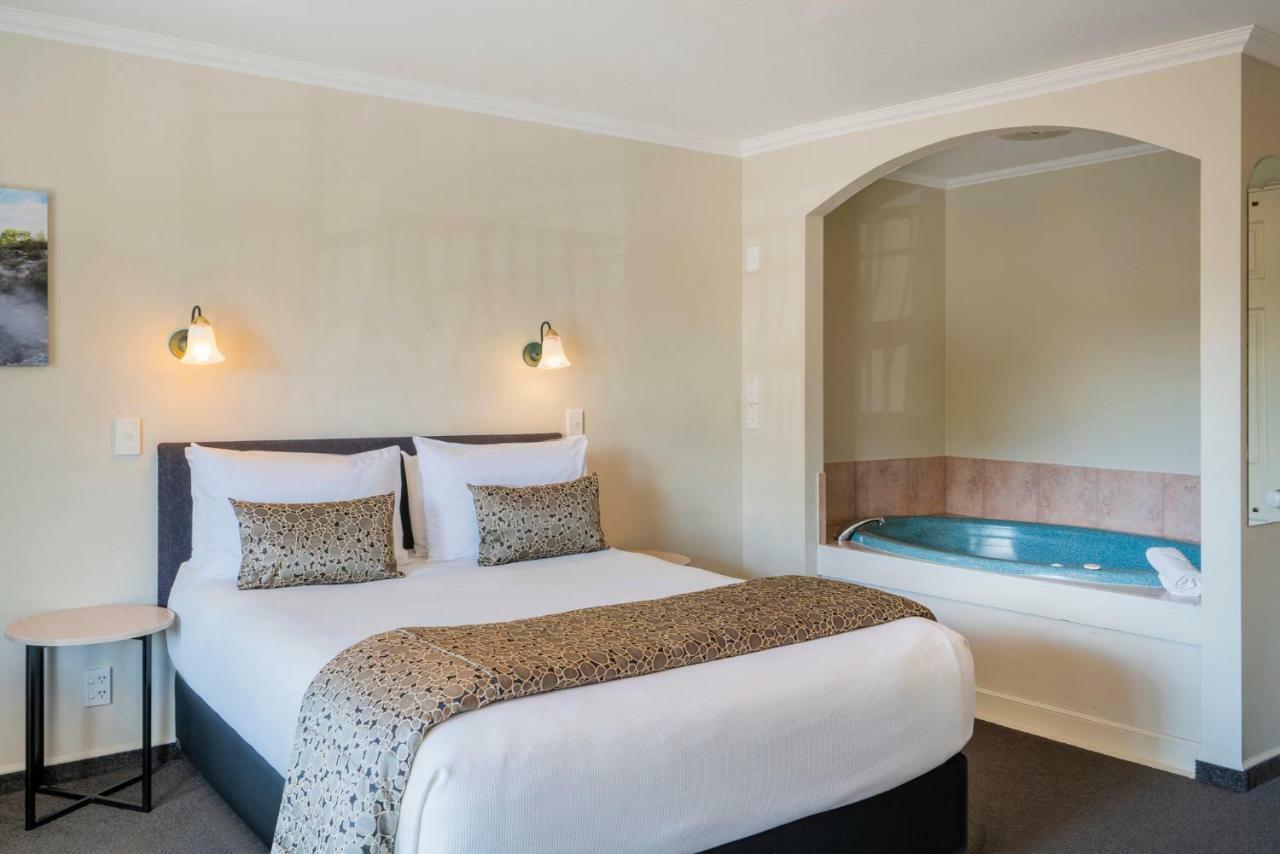 Silver Fern Rotorua Suites & Spa Dış mekan fotoğraf A suite at the hotel