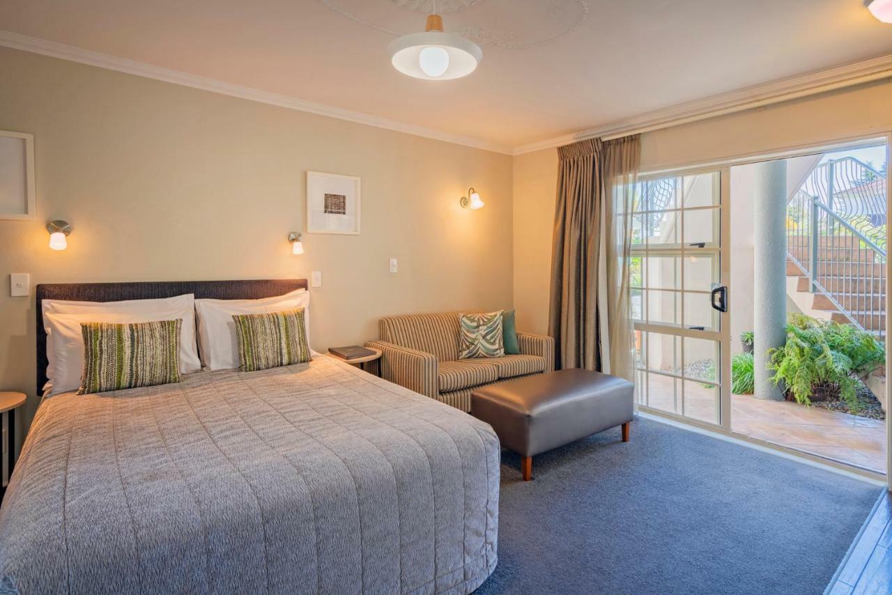 Silver Fern Rotorua Suites & Spa Dış mekan fotoğraf A typical motel room