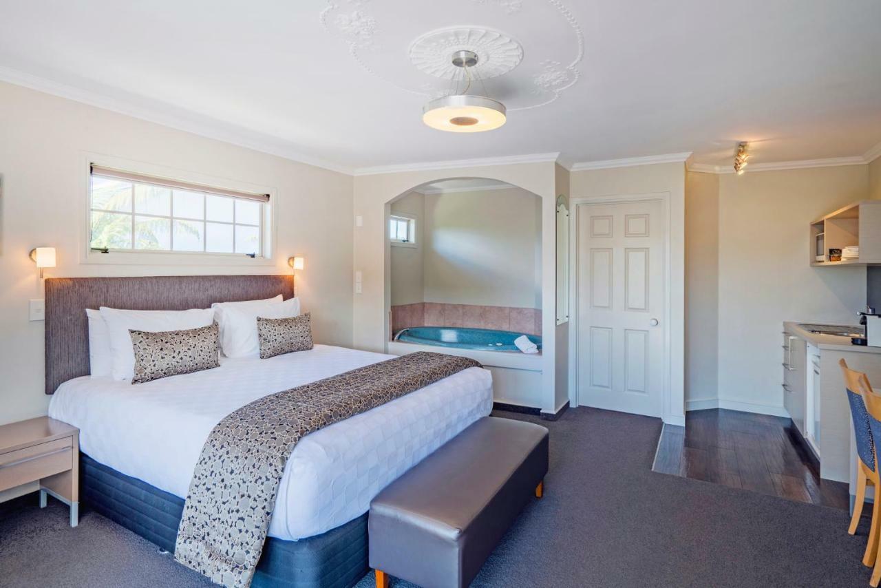 Silver Fern Rotorua Suites & Spa Dış mekan fotoğraf A suite at the hotel