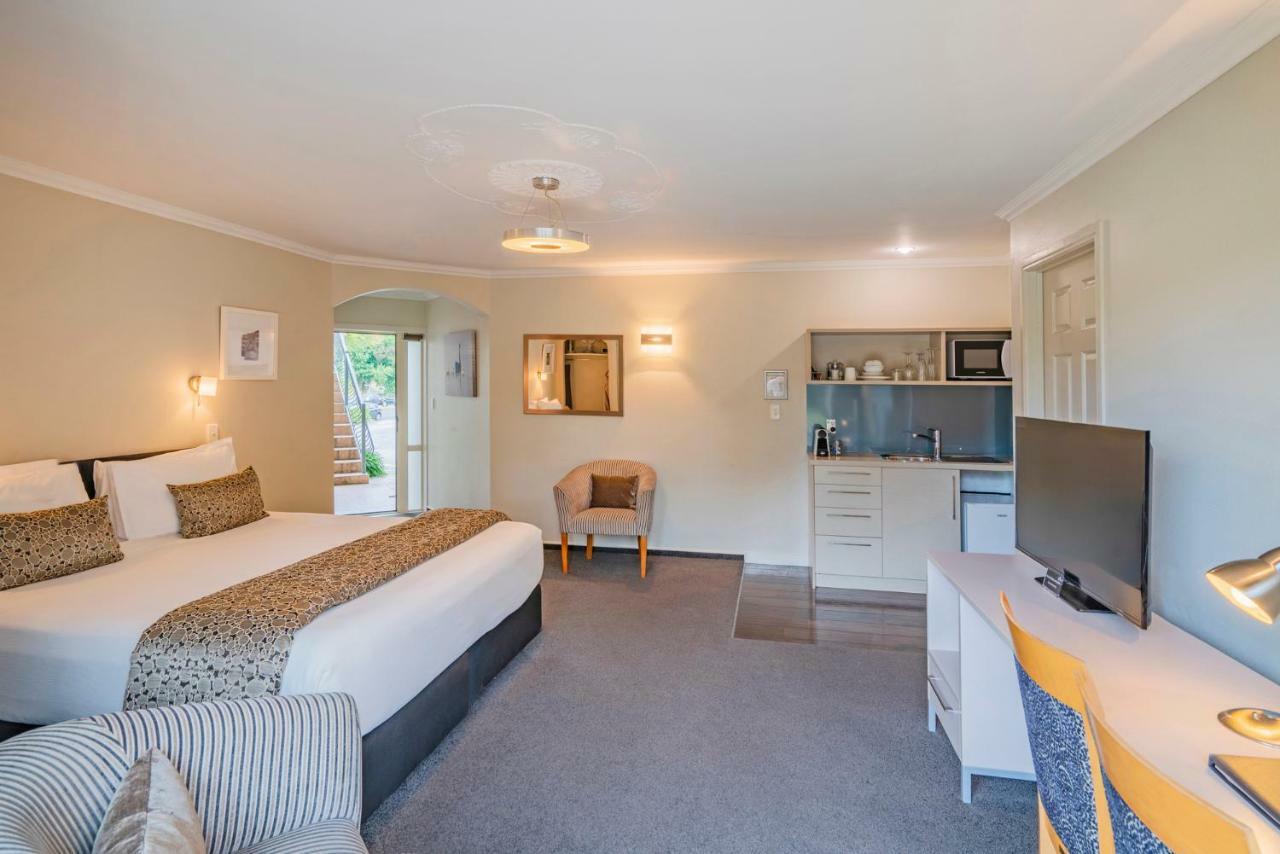 Silver Fern Rotorua Suites & Spa Dış mekan fotoğraf A typical studio apartment